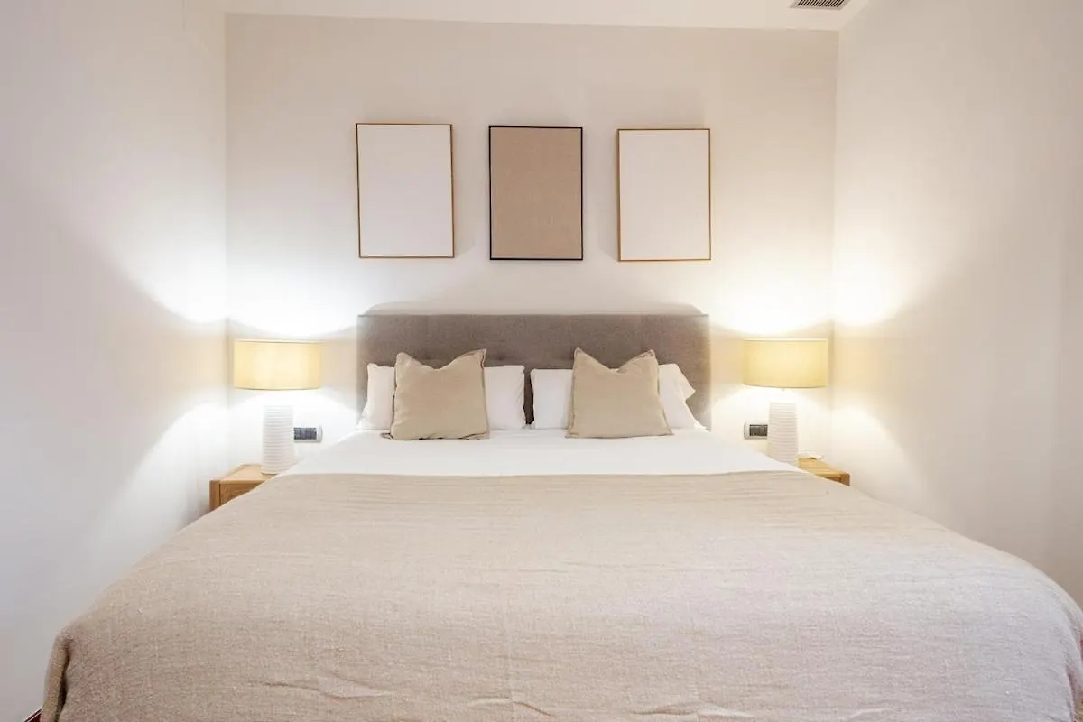 Apartment New Charming & Cozy Gem Central Location Barcelona