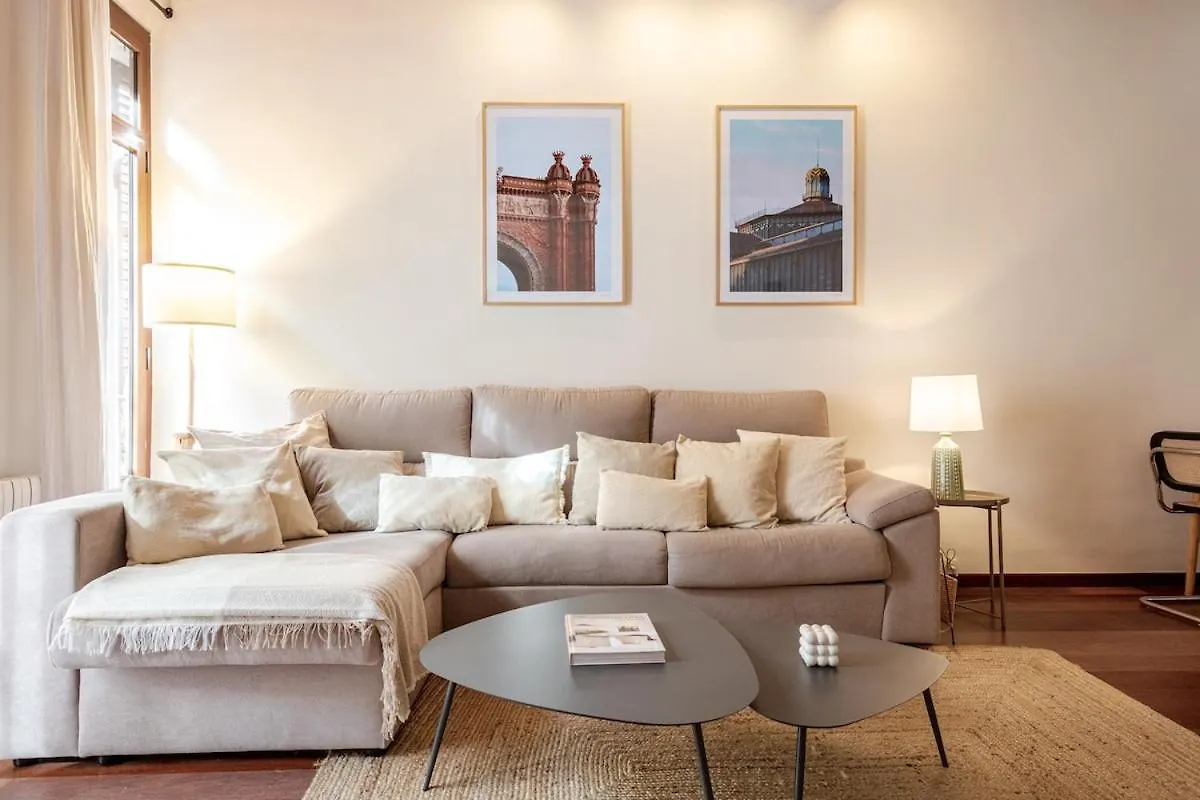 New Charming & Cozy Gem Central Location Barcelona Apartment