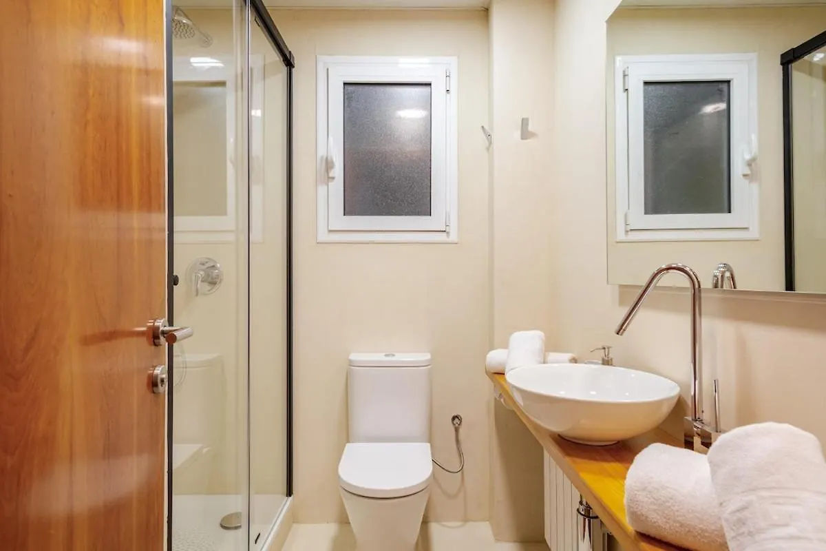 New Charming & Cozy Gem Central Location Barcelona Apartament
